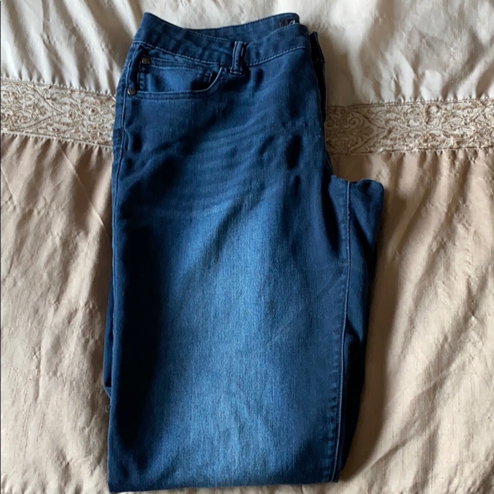 Blue jeans celebrity pink